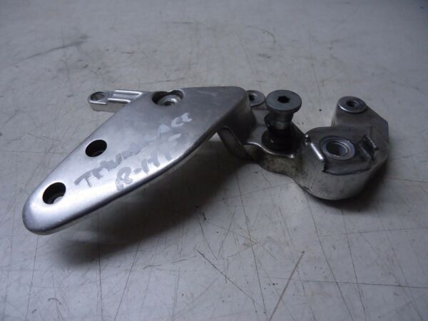 Yamaha YZF1000 Thunderace RH Front Footrest Hanger YZF1000 Footrest Hanger