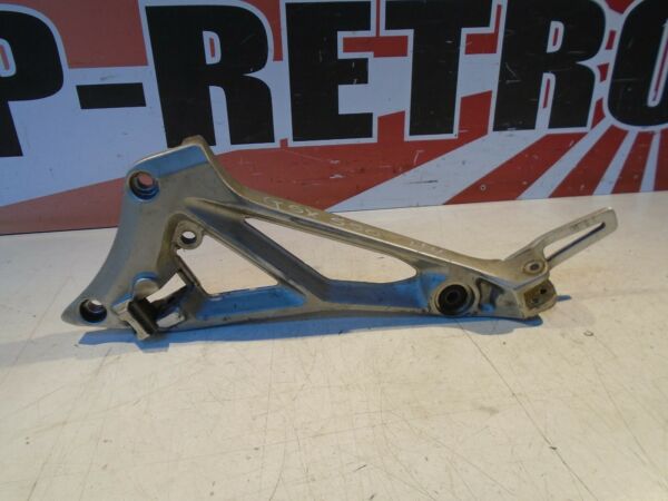 Suzuki GSX550ES Footrest Hanger