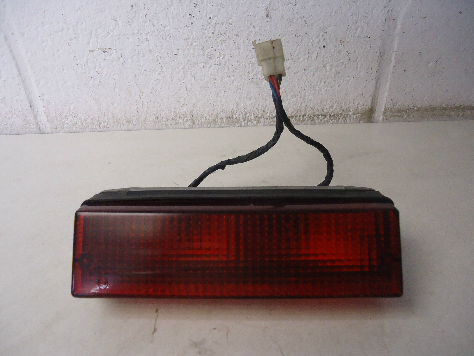 KAWASAKI GPZ 500S REAR LIGHT GPZ500 REAR BRAKE LIGHT