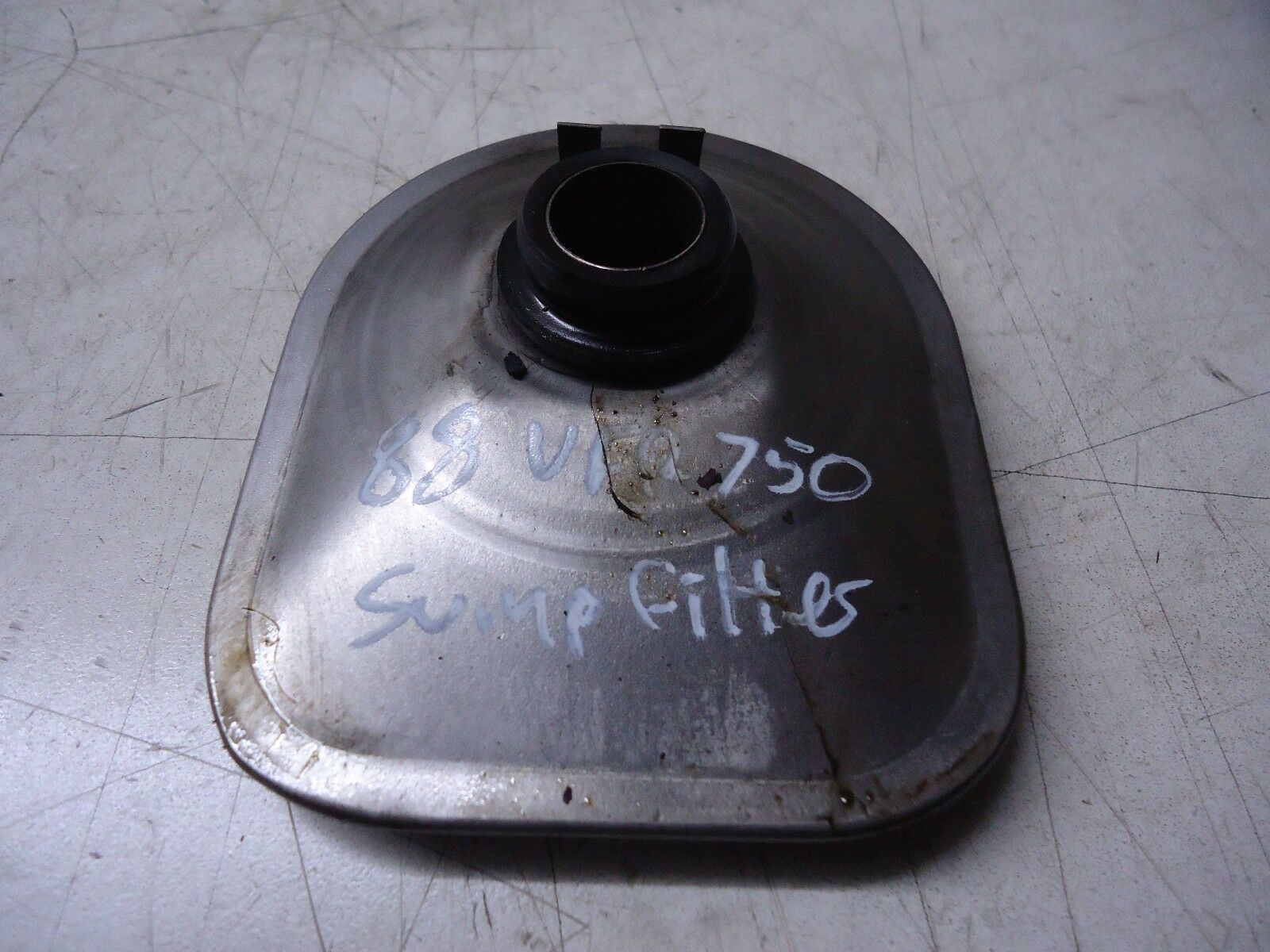 HONDA VF750F SUMP FILTER VF750 ENGINE OIL STRAINER