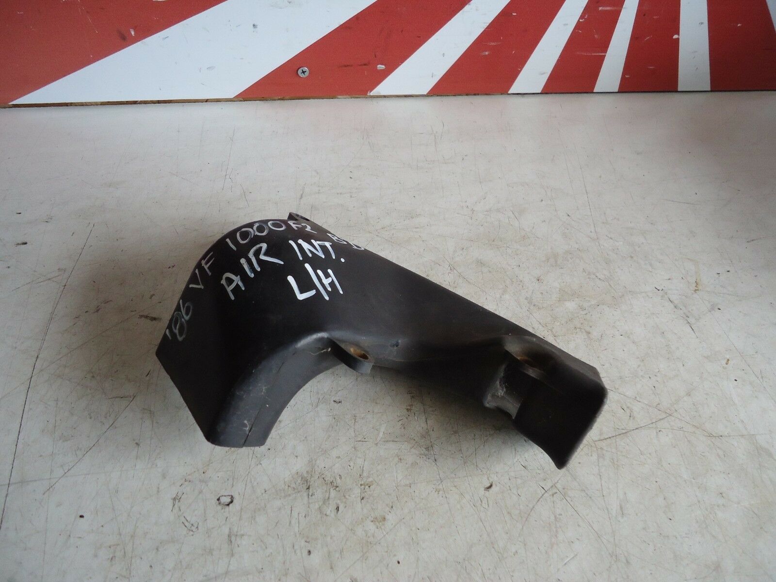 Honda VF1000F2 LH Airbox Vent 1986 VF BolDor Air Scoop