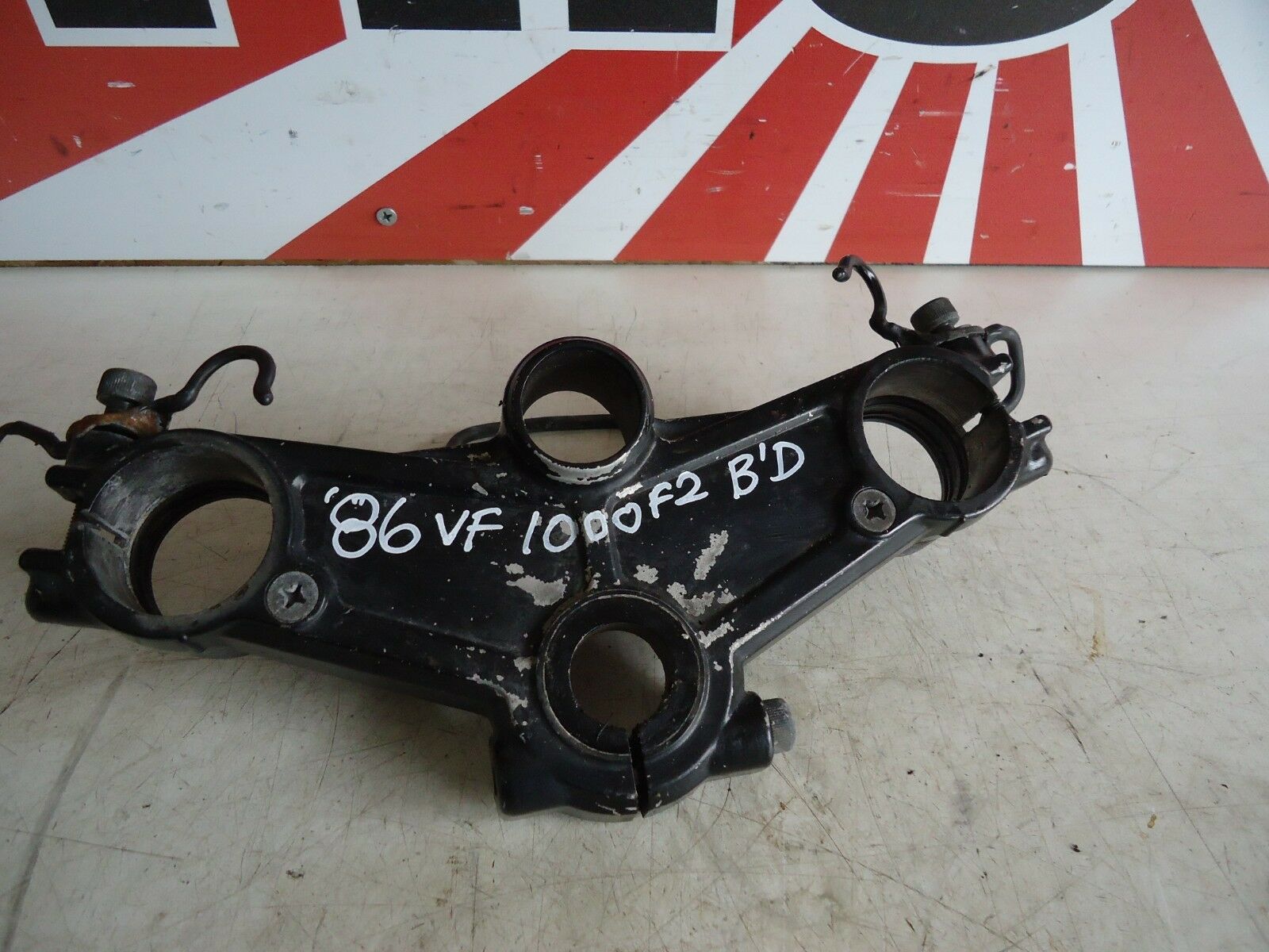 Honda VF1000F Top Fork Yoke