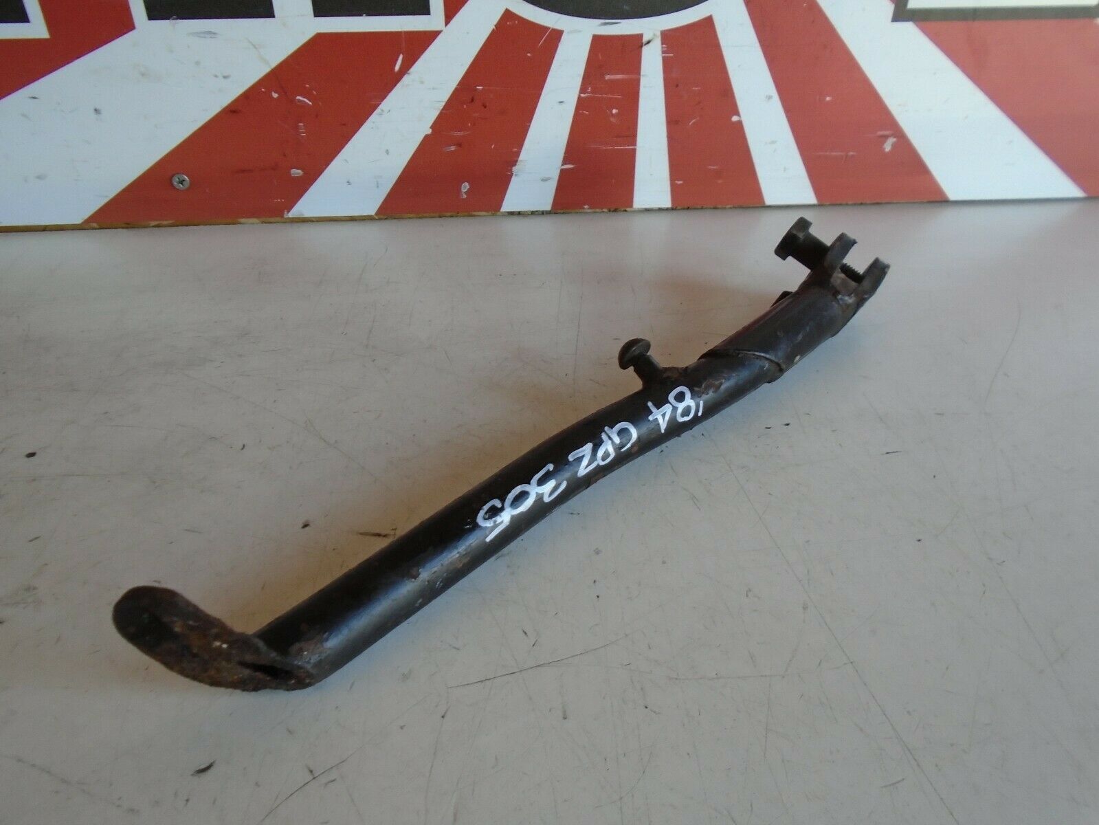 Kawasaki GPZ305 Side Prop Stand