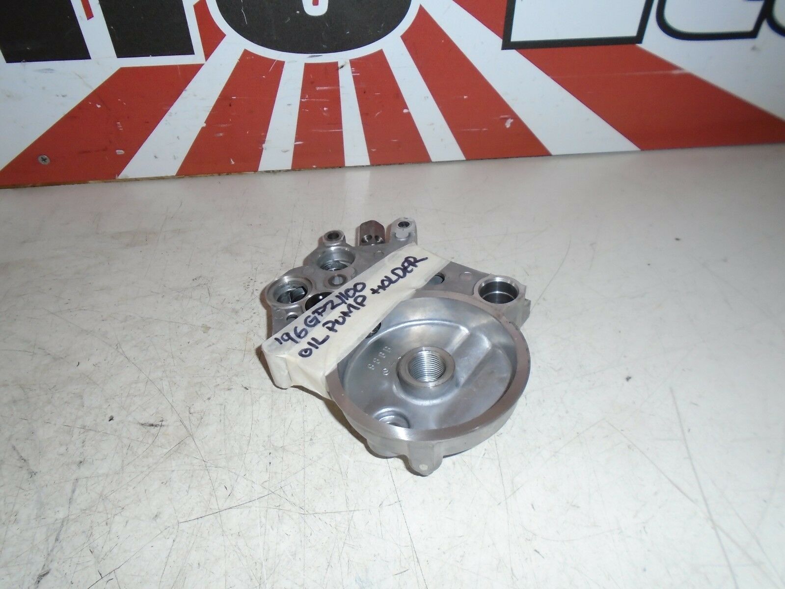 Kawasaki GPZ1100 Oil Pump Plate GPZ1100E Oil Pump Mount