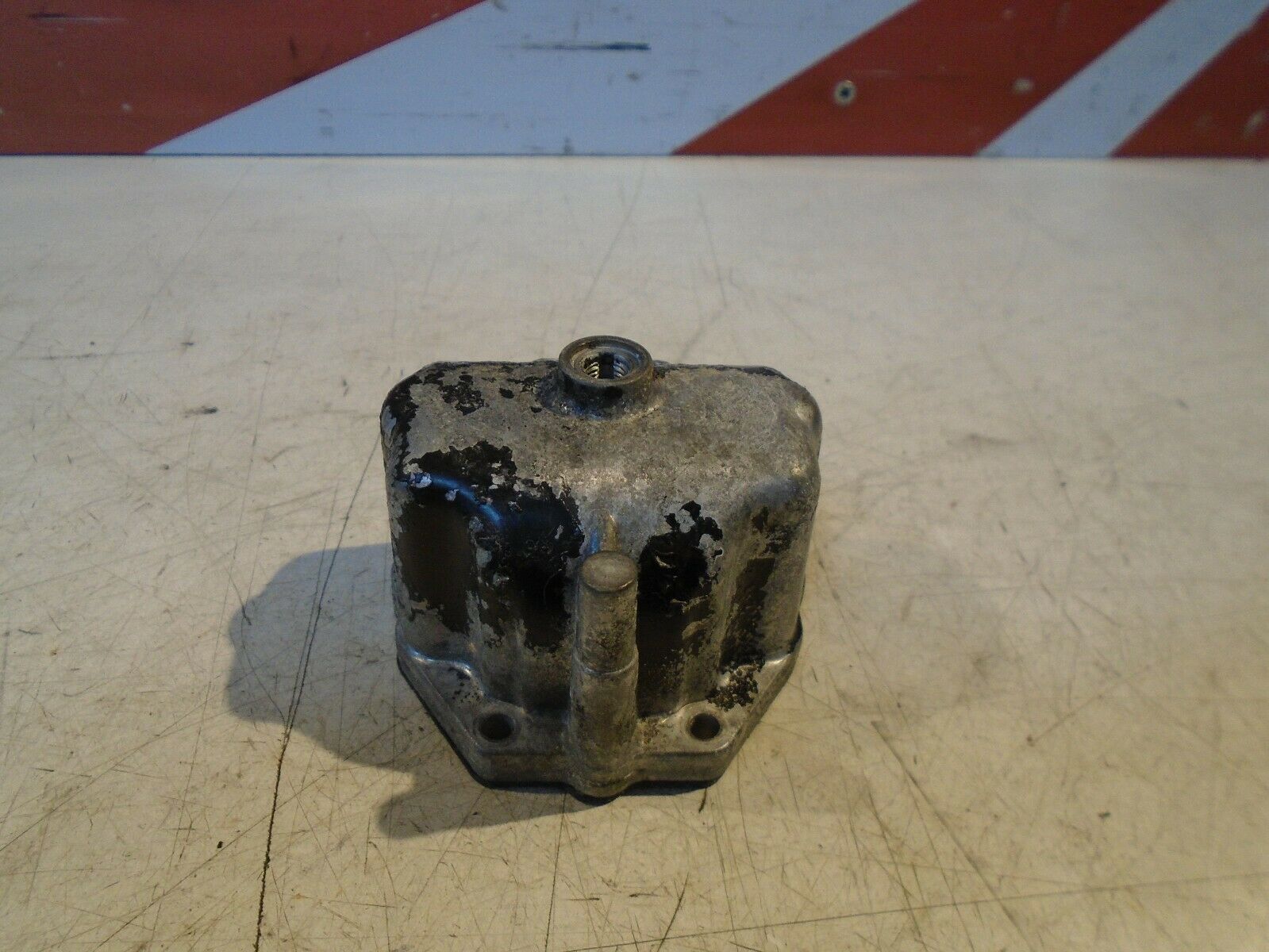 Suzuki GSX550ES Carb Float Bowl GSX550 Carb 