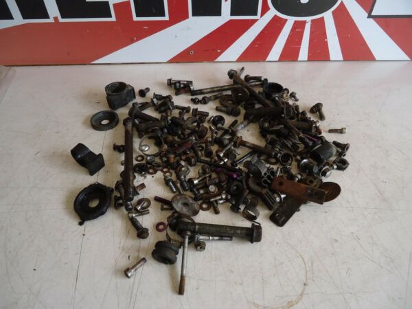 Kawasaki GPZ600R Ninja Mixed Parts ZX600R Job Lot Nuts & Bolts