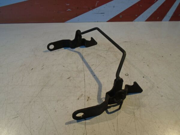 Kawasaki GPZ900R Seat Catch Bar