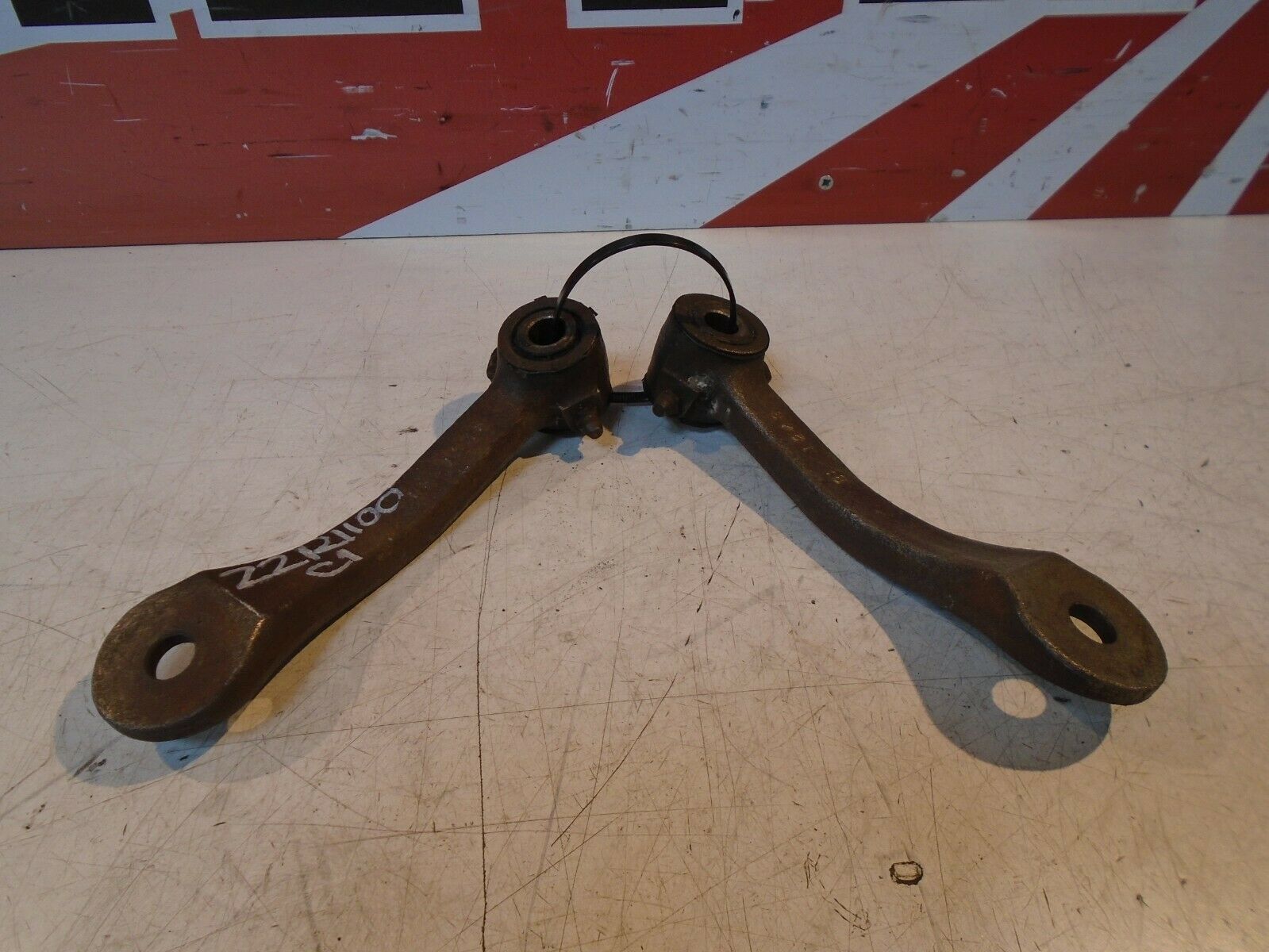 Kawasaki ZZR1100 Rear Shock Linkage Arms