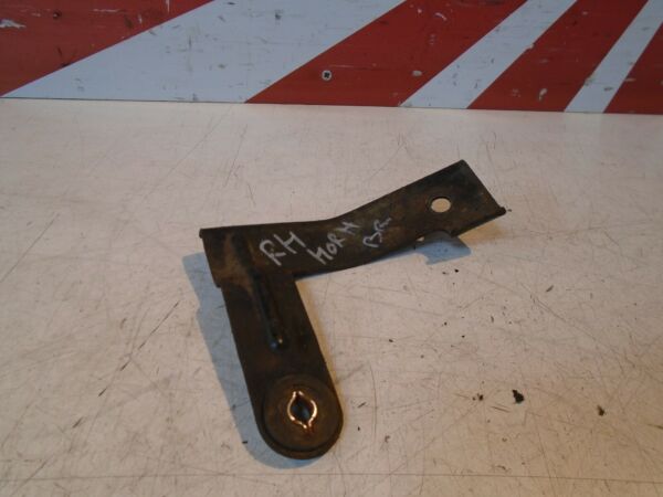 Kawasaki ZZR1100 Horn Mount Bracket