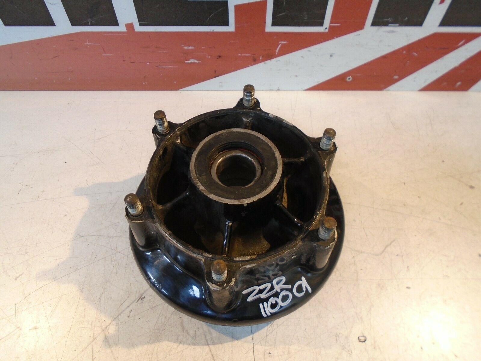 Kawasaki ZZR1100 Rear Wheel Hub Sprocket Carrier