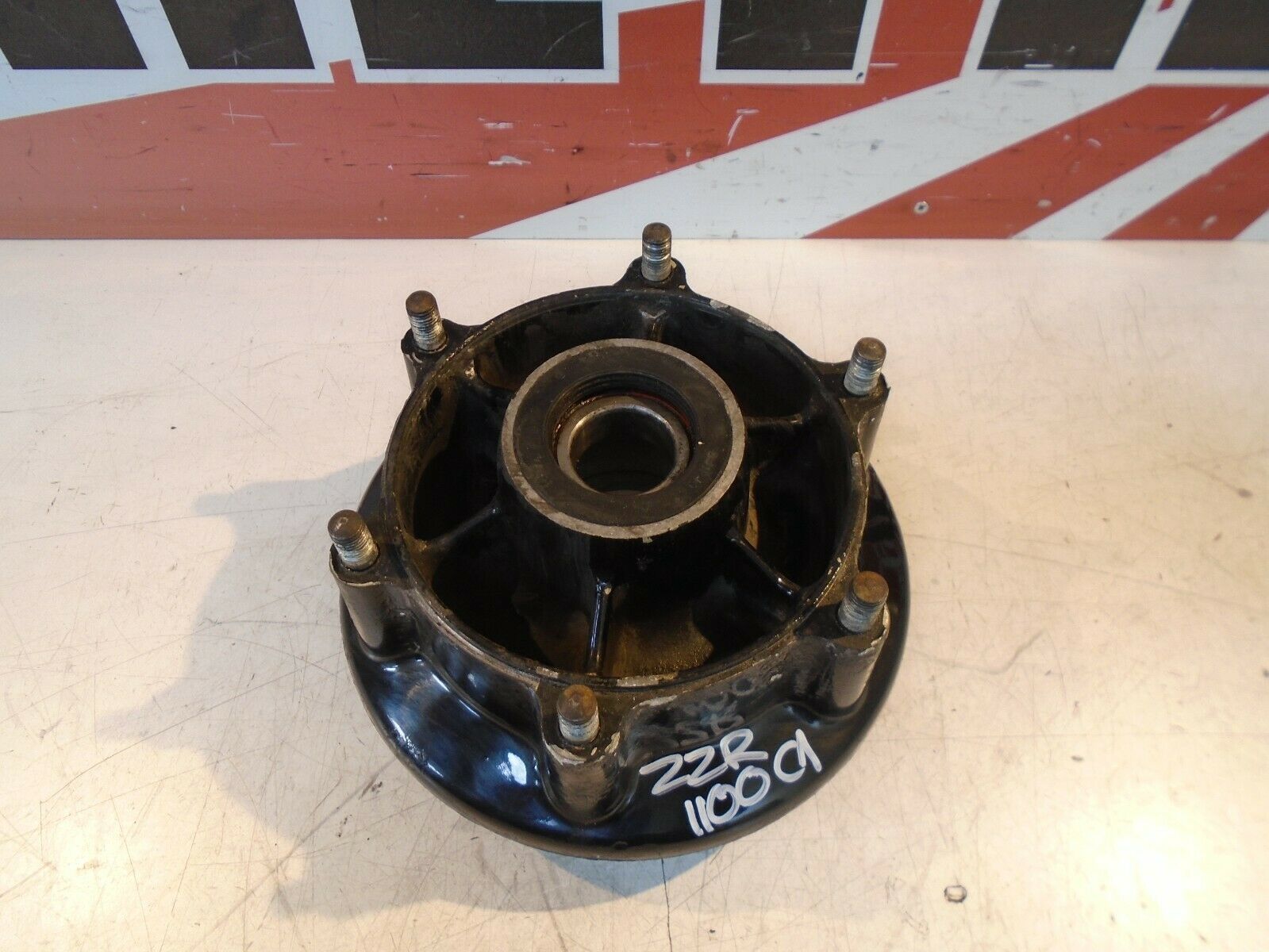 Kawasaki ZZR1100 C1 Rear Hub ZZR1100 Sprocket Carrier