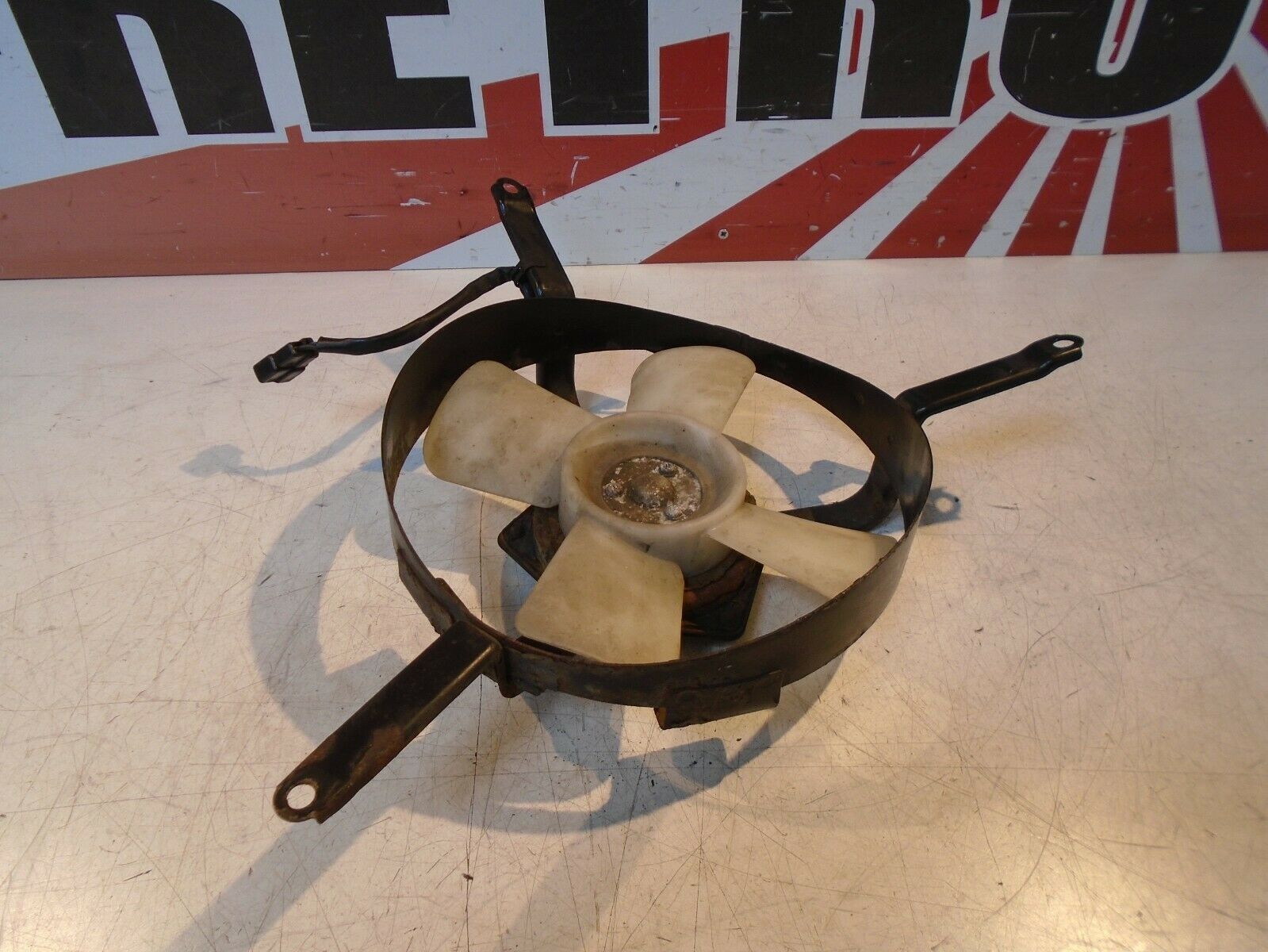 Kawasaki ZZR1100 Radiator Fan 