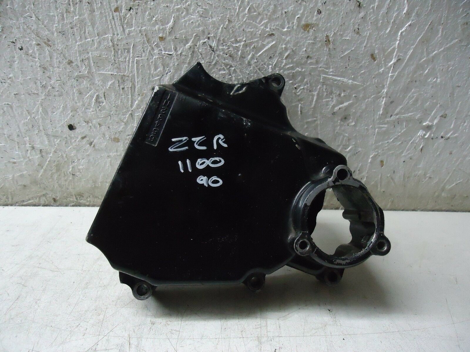 Kawasaki ZZR1100 Sprocket Cover 1990 ZZR Sprocket Cover Casing