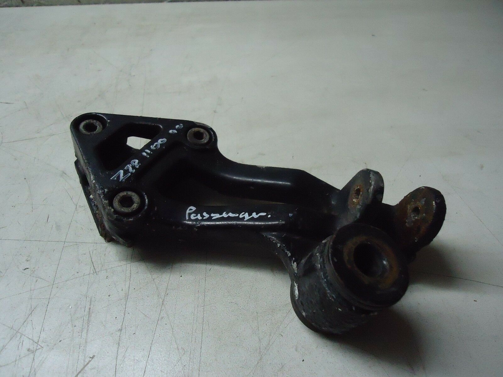 Kawasaki ZZR1100 LH Rear Footrest Hanger ZZR Pillion Footrest Hanger