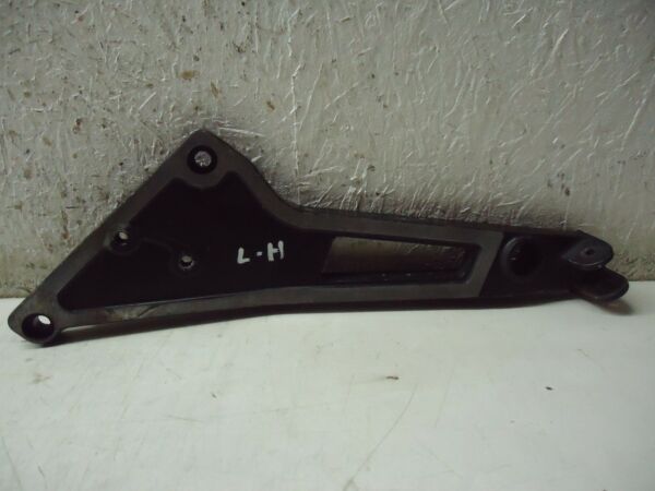 Kawasaki GPZ1000RX Footrest Hanger