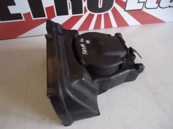 Yamaha FZS600 Fazer Airbox