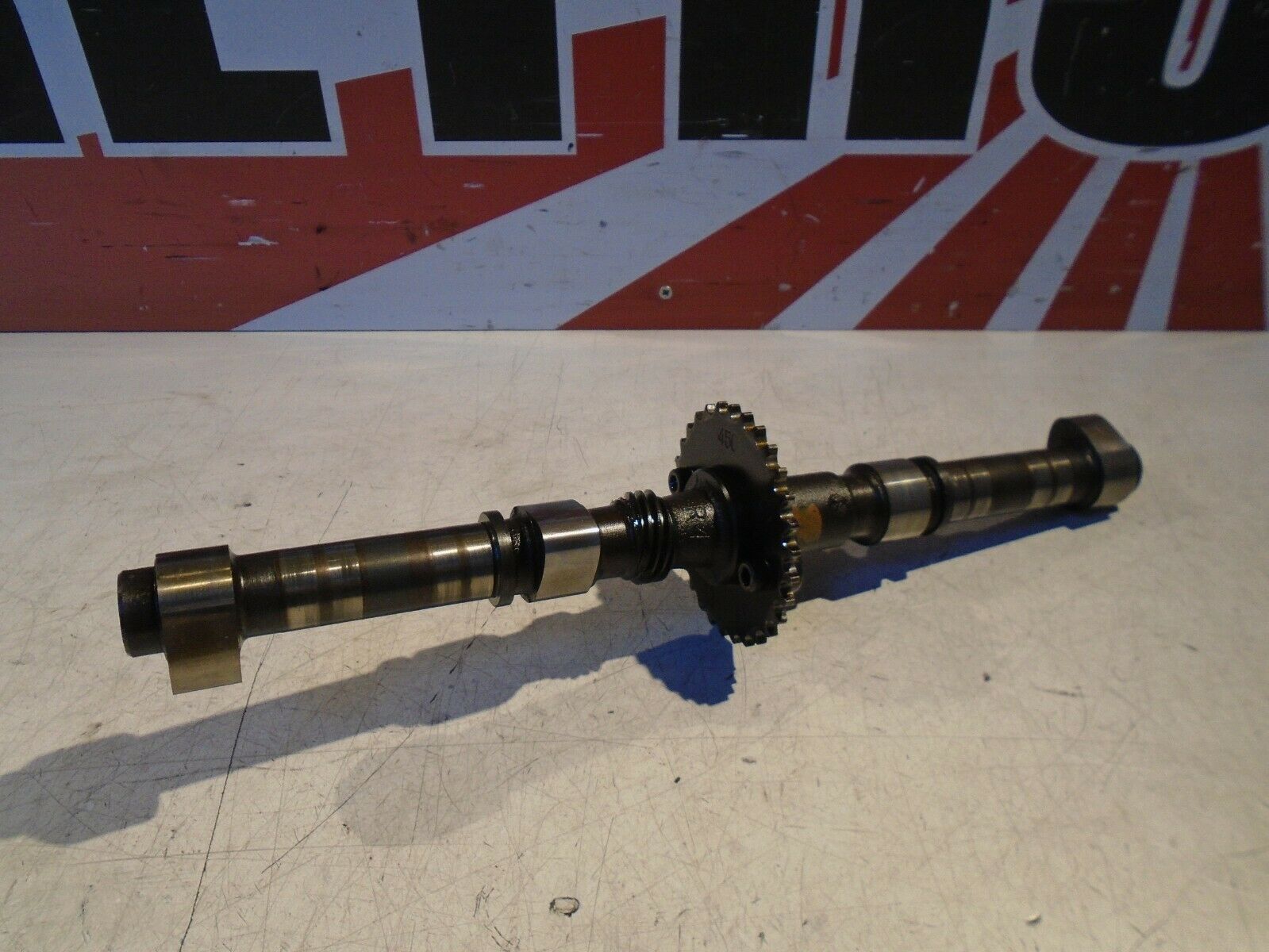 Suzuki GS850G Engine Exhaust Camshaft