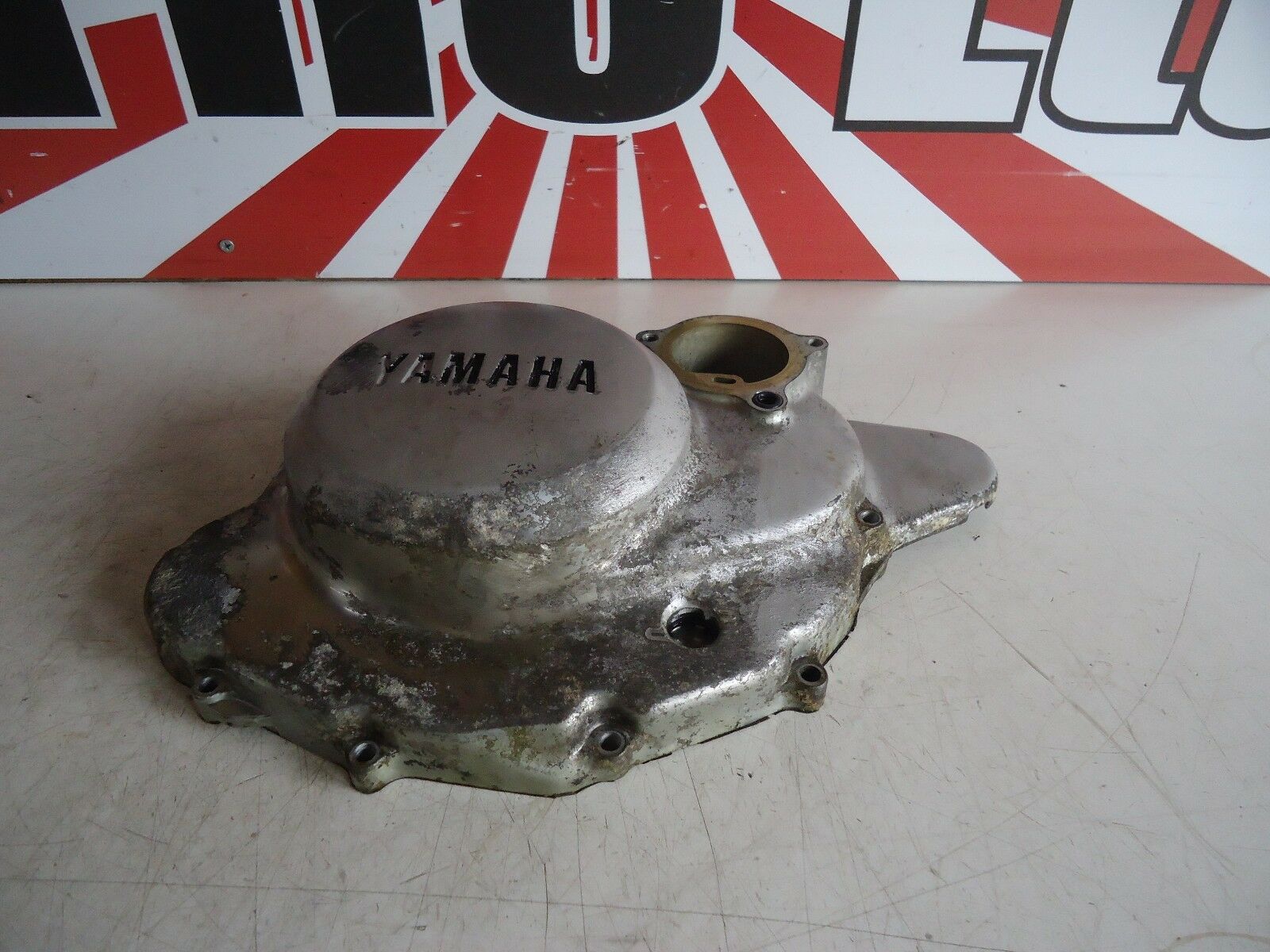 YAMAHA SR125 ENGINE CASING COVER 