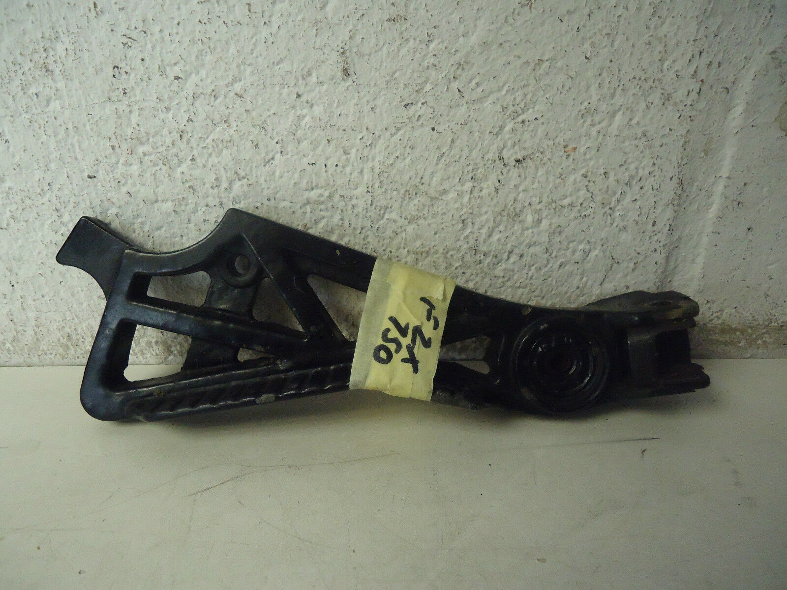 Yamaha FZX750 LH Footrest Hanger FZX Footrest Hanger