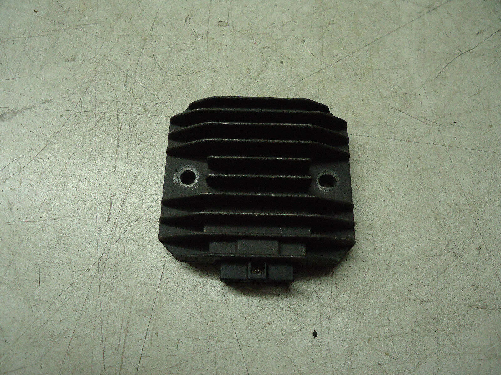 Yamaha FZS600 Fazer Regulator Rectifier