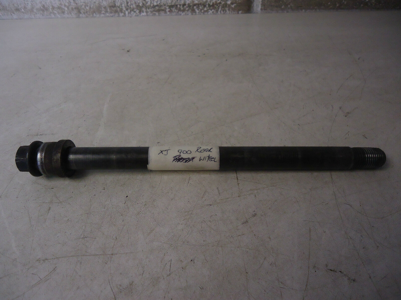 Yamaha XJ900 Diversion Rear Wheel Spindle XJ Rear Axle