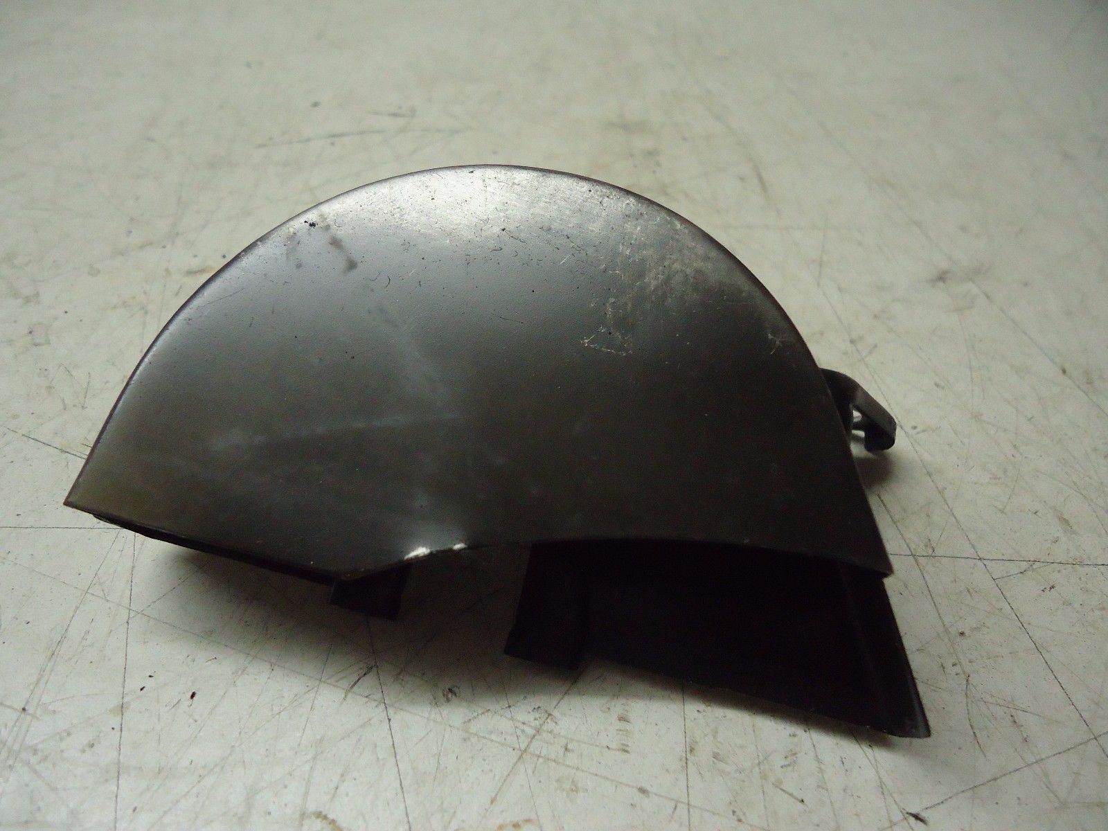 Yamaha XJ900 Diversion Oil Pump Baffle Plate