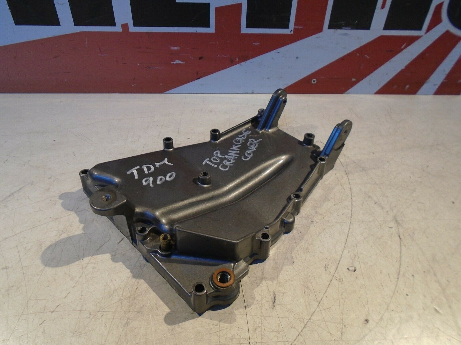 Yamaha TDM900 Engine Crankcase Cover Casing