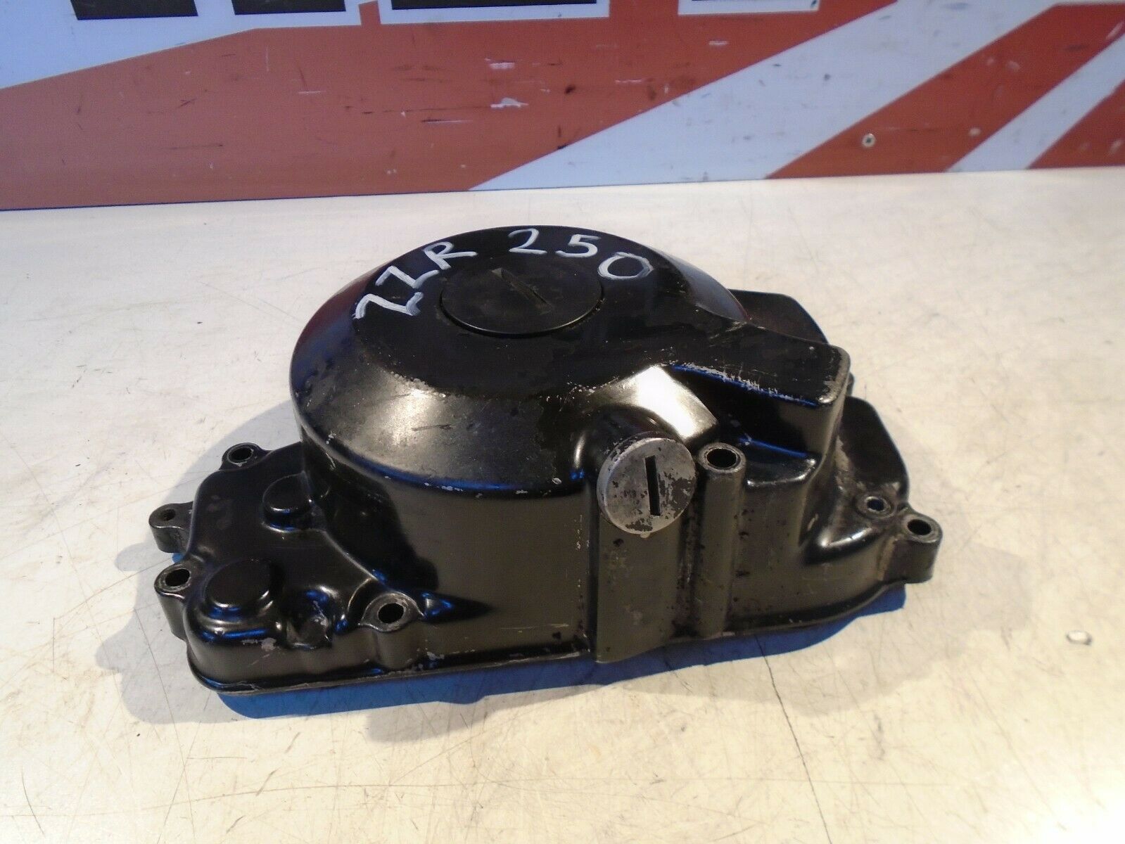 Kawasaki ZZR250 Engine Alternator Cover