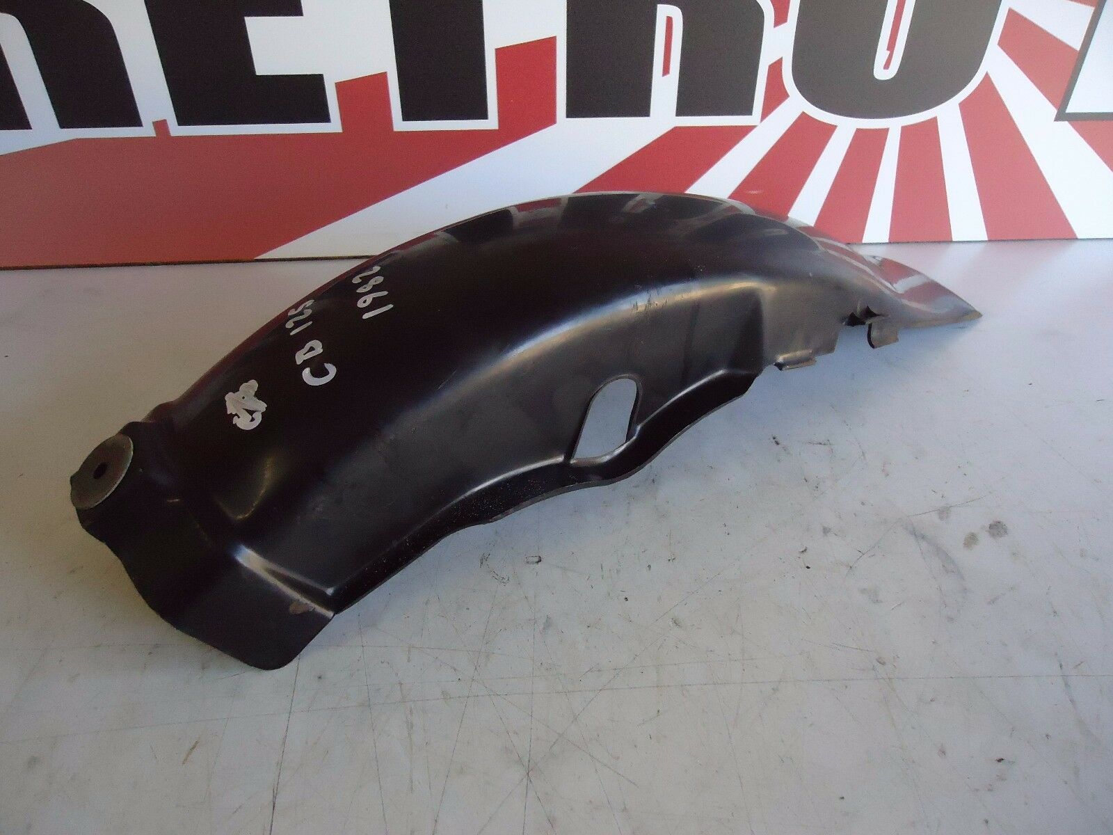 HONDA CB125 REAR INNER FENDER 1982  CB MUDGUARD