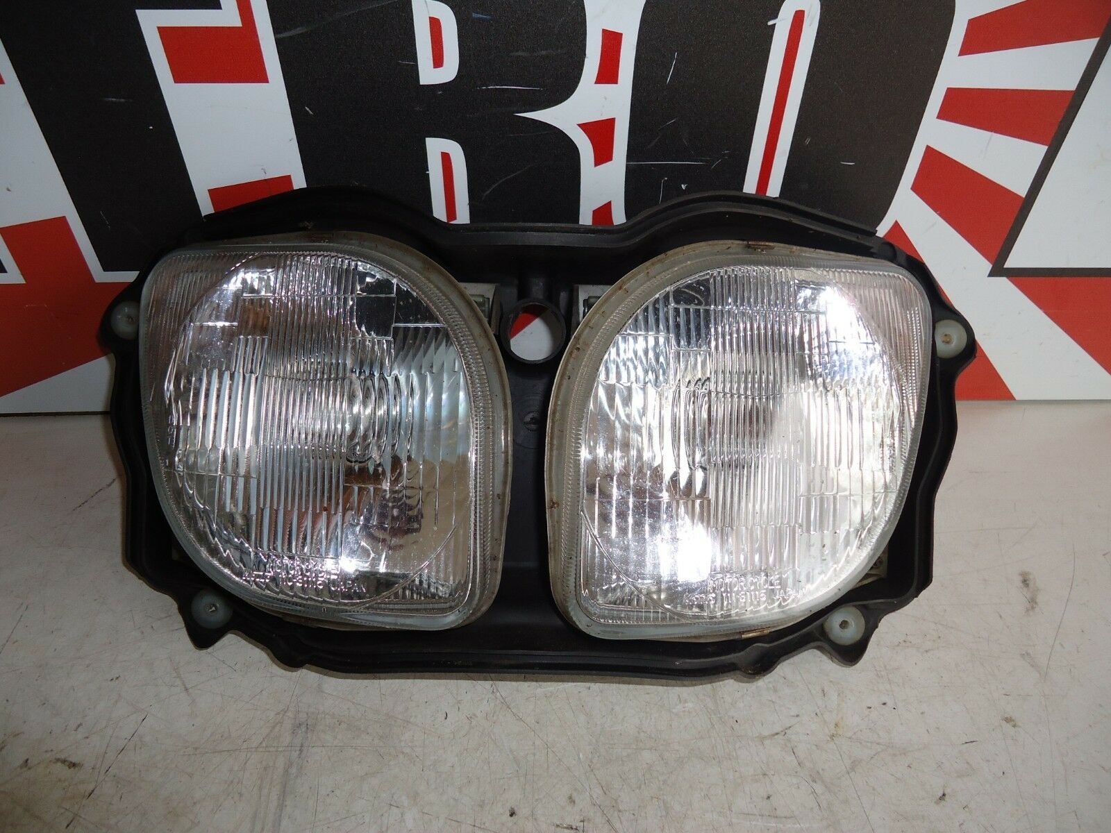 Yamaha YZF750 Headlight YZF750R Headlight