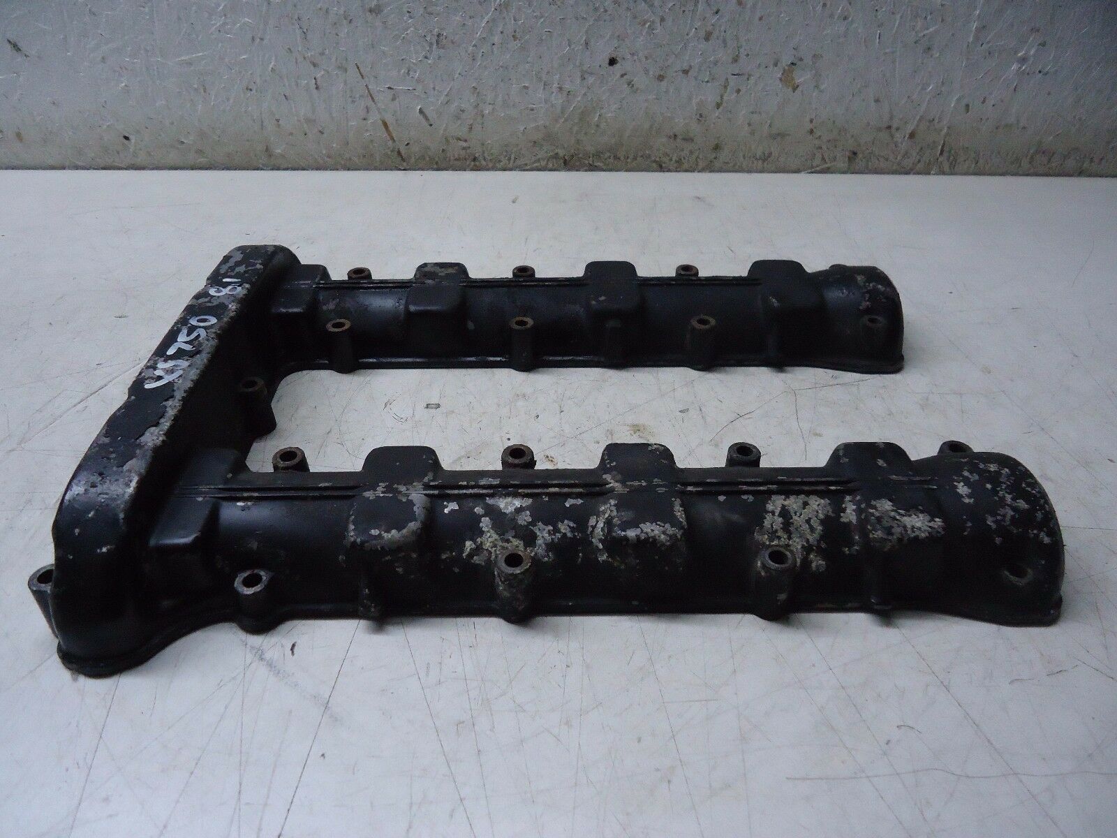 Yamaha XS750 Cylinder Head Rocker Cover