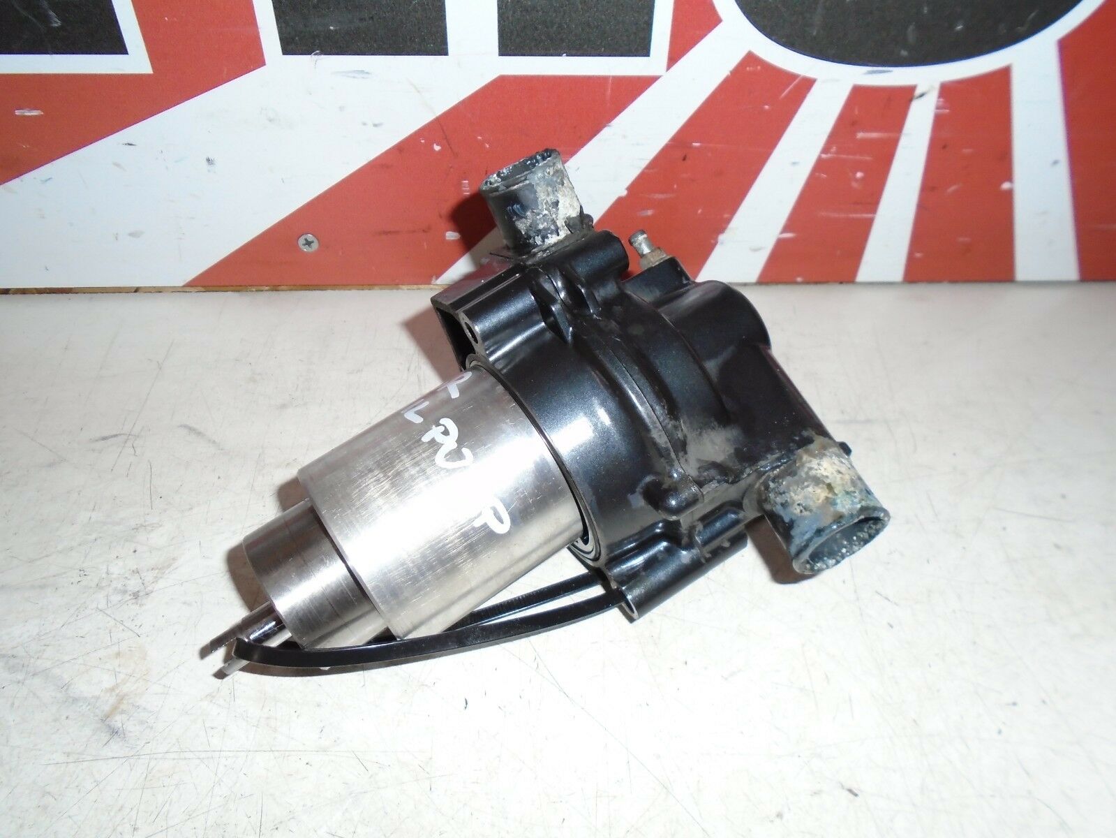 Kawasaki ZX6R Engine Oil Pump