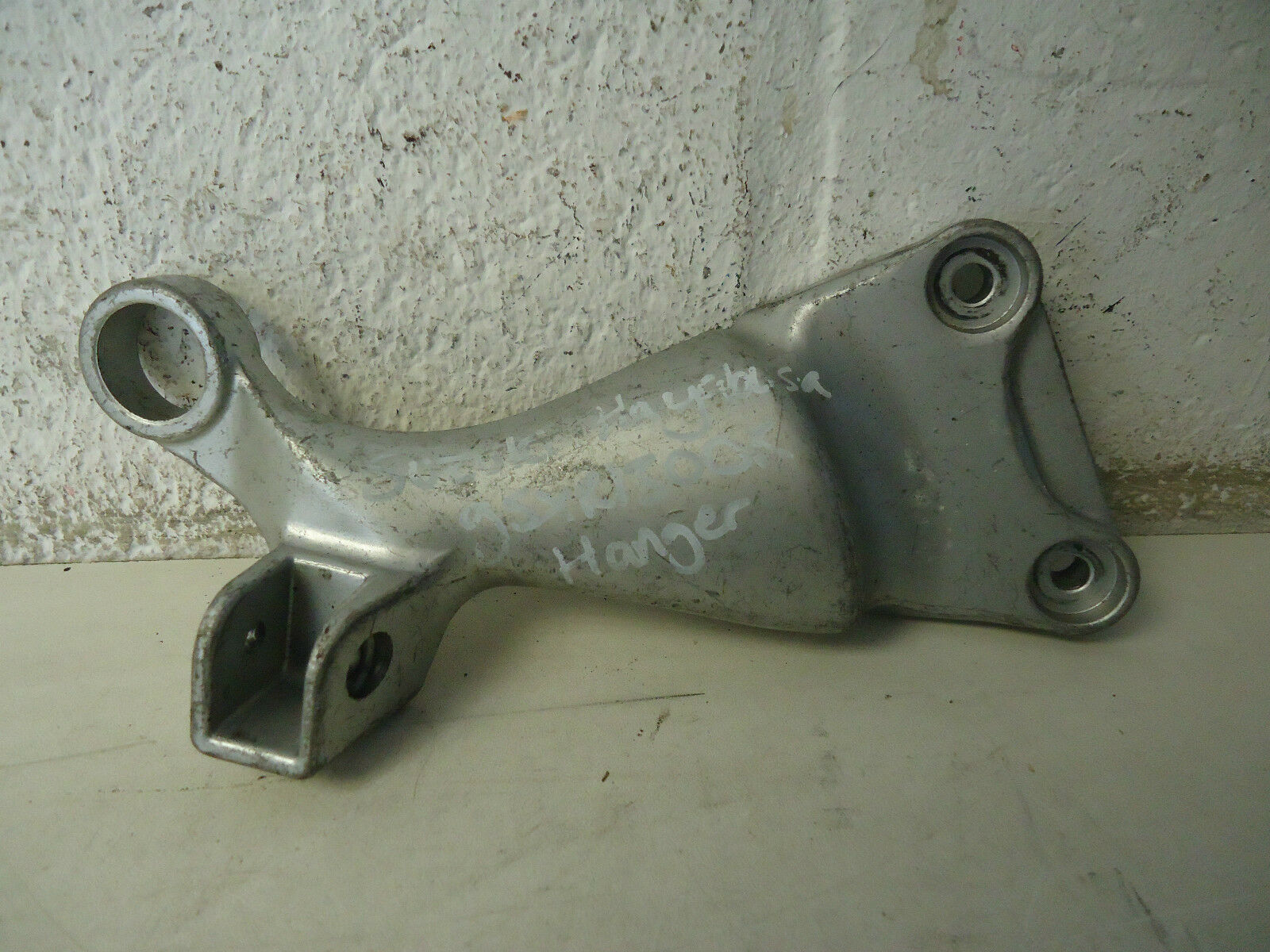 Suzuki GSX1300R Hayabusa Footrest Hanger