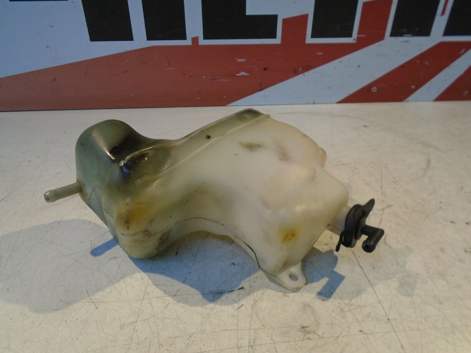 Honda CBR1000F Water bottle CBR1000 Coolant Bottle Tank