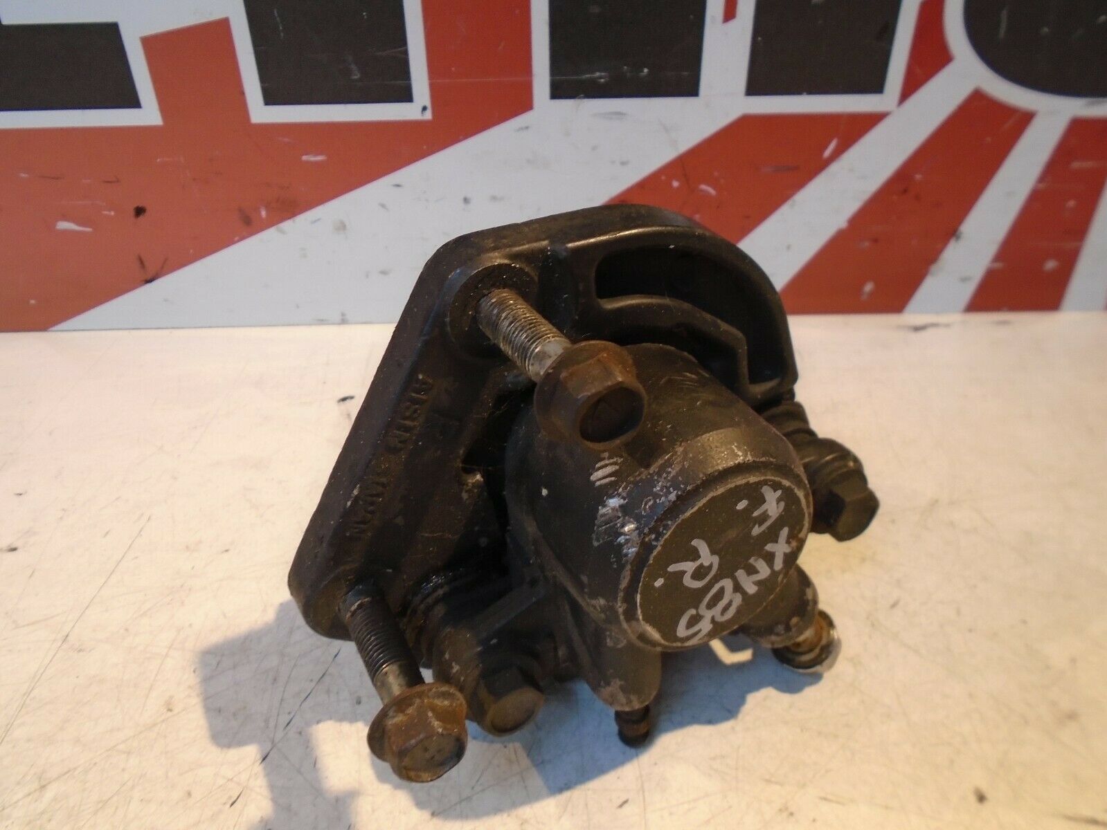 Suzuki XN85 Turbo Front R-H Brake Caliper XN Brake Calliper