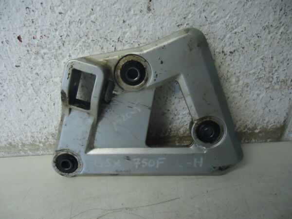 SUZUKI GSX750F L-H FRONT FOOTREST HANGER GSX