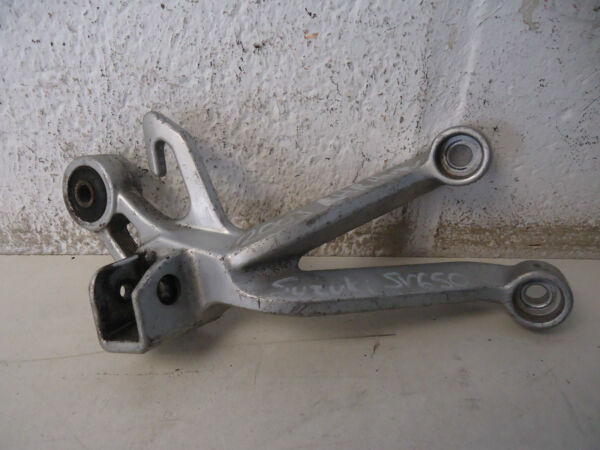 SUZUKI SV 650 R-H REAR FOOTREST HANGER / SV