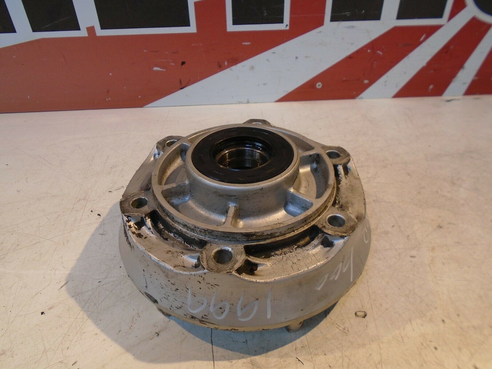 Suzuki GSXR600 SRAD Rear Hub GSXR600 Sprocket Carrier