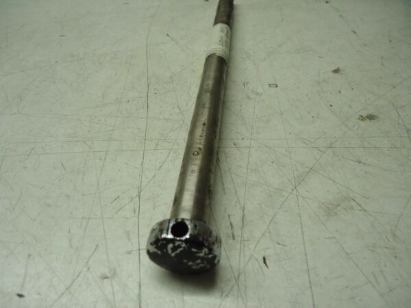 Suzuki GS550M Katana Rear Wheel Spindle Axle