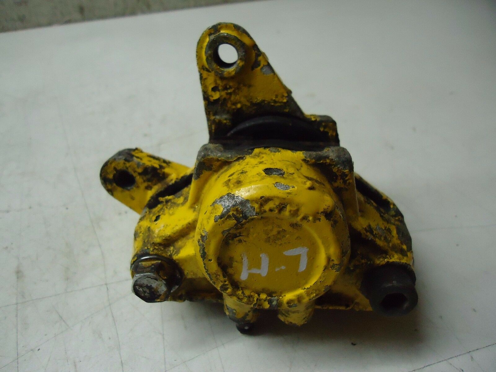 Suzuki GSX550 LH Brake Caliper GSX550 Brake Caliper