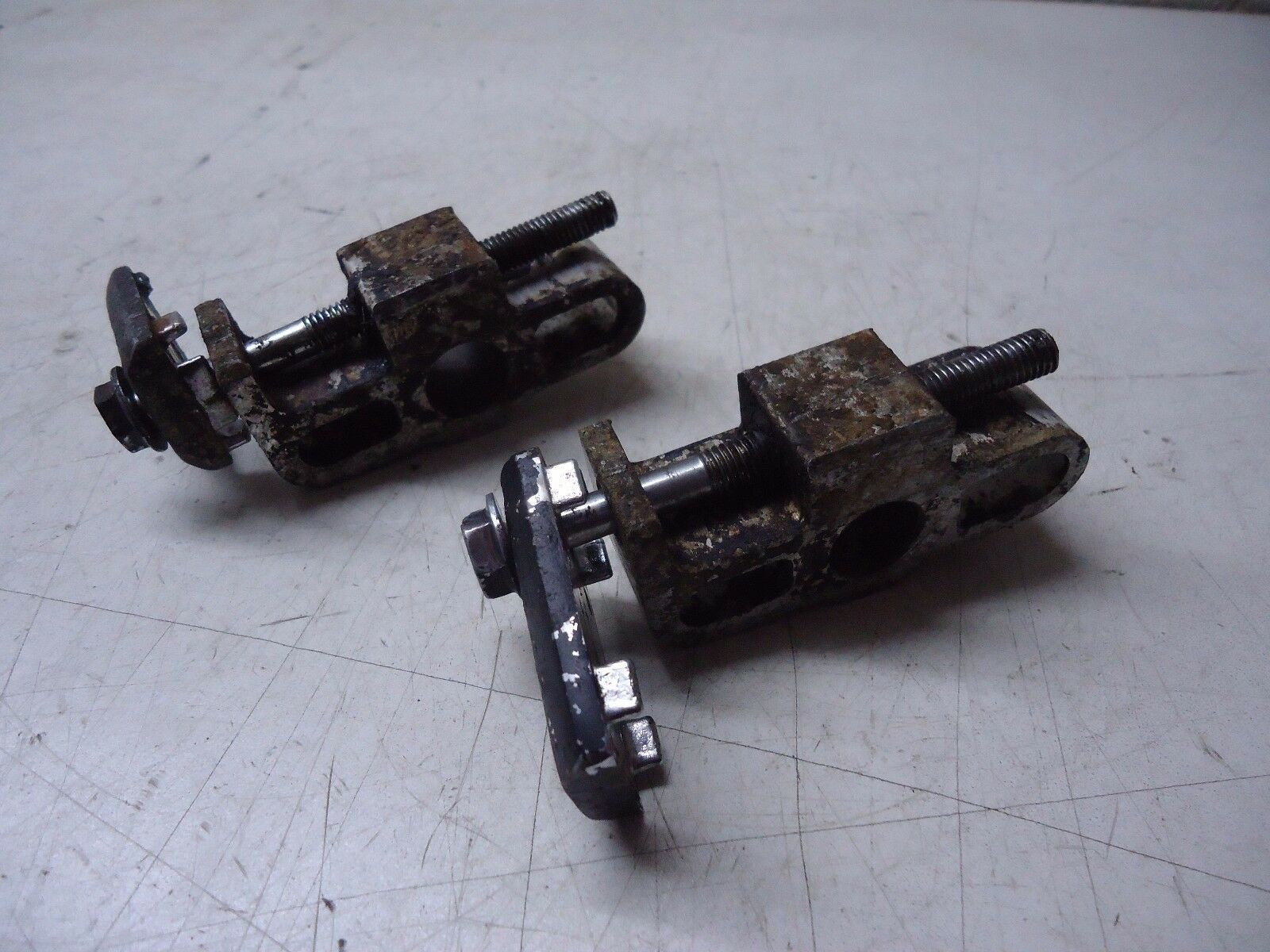 Suzuki GSX550 Chain Adjusters