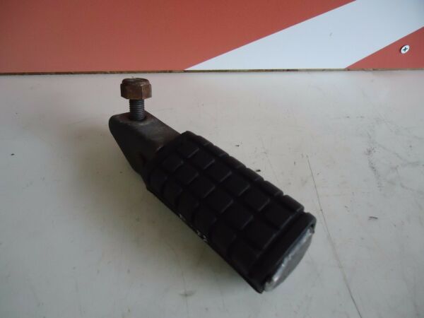 Yamaha XJ750 Maxim RH Rear Footrest 1982 XJ750 Pillion Footpeg