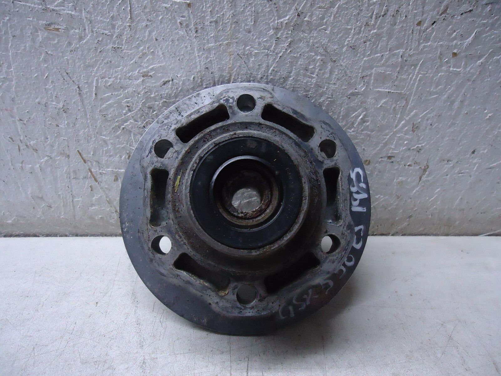 Suzuki GSX550ES Rear Wheel Hub Sprocket Carrier