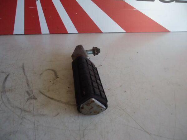 Yamaha XJ750 Maxim Rear Footrest