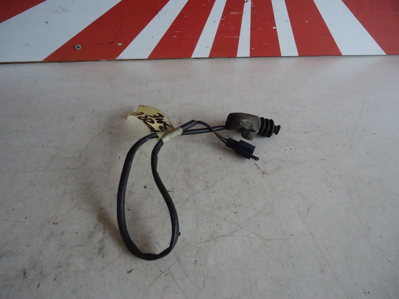 Yamaha FZR600 Side Stand Switch 