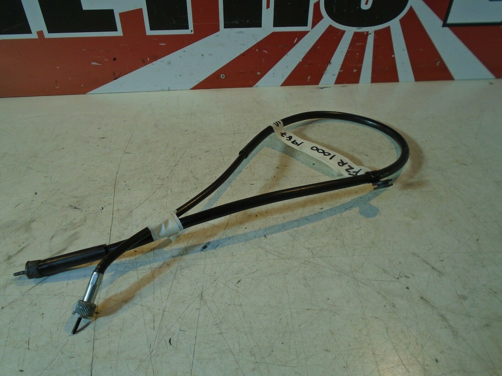 Yamaha FZR1000 Speedo Cable 1987 