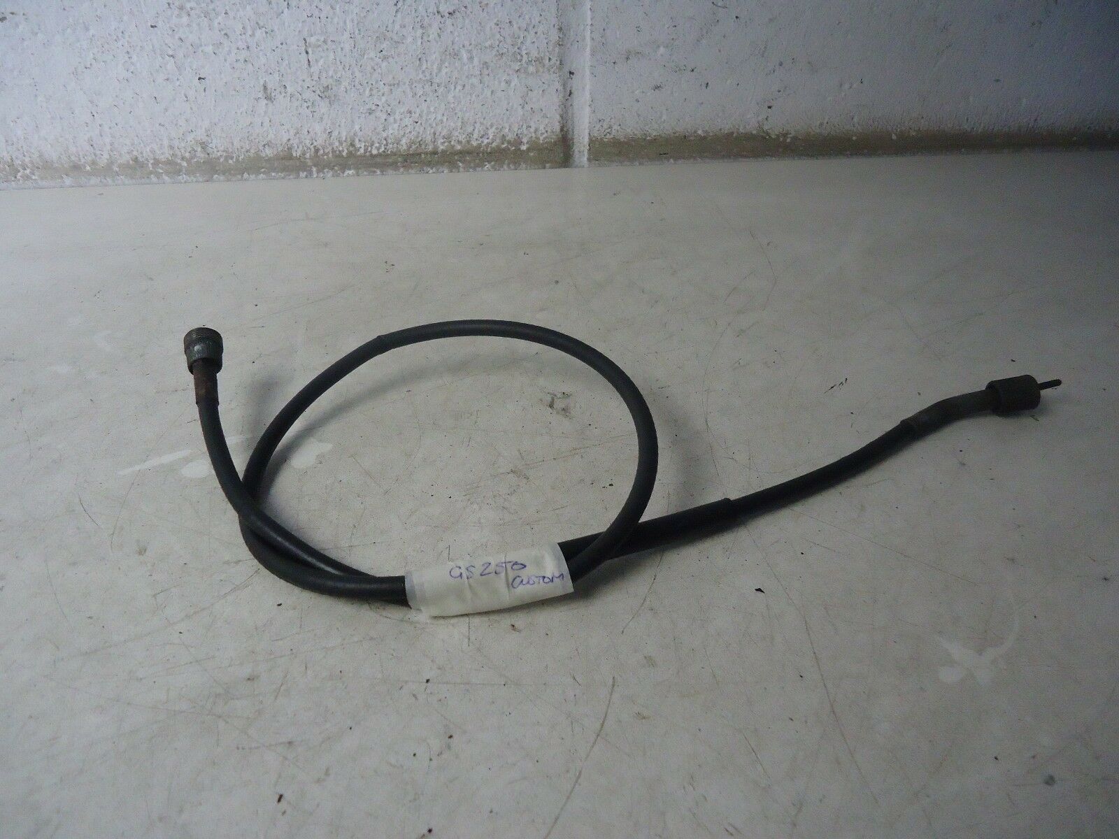 SUZUKI GS250 CUSTOM SPEEDO CABLE