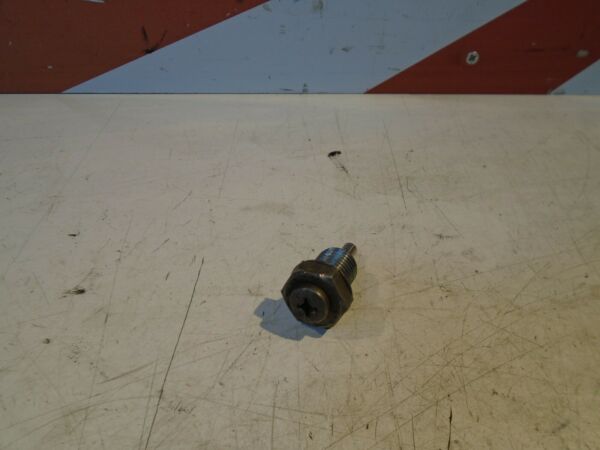 Yamaha XJ550 Engine Sump Oil Drain Bolt