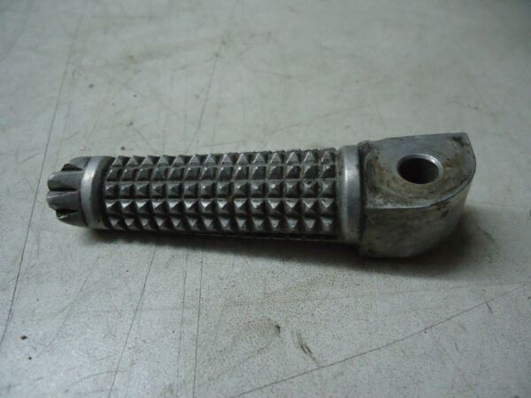 Yamaha R6 Rear Footrest YZF-R6