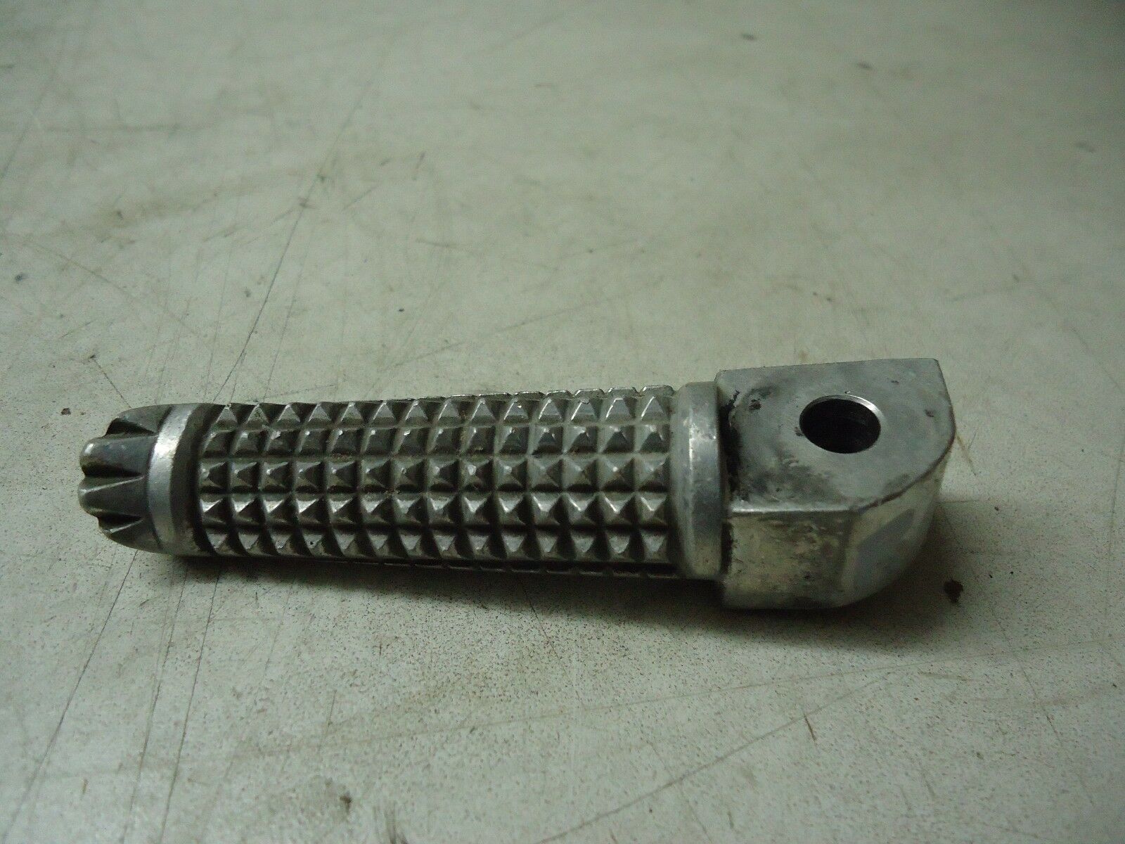 Yamaha R6 Rear Footrest YZF-R6